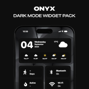 Può includere: Uno schermo di smartphone in bianco e nero che mostra un pacchetto di widget in modalità oscura chiamato "ONYX". Lo schermo mostra una data e un'ora, informazioni meteorologiche e icone per i passi, Bluetooth, attivo e Wi-Fi.