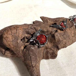 Love and Deep Space Sylus Crow Brooch Crow Ring Earrings Handmade Accessories, Anime Periphery, COSPLAY, Valentine&#39;s Day Gifts.