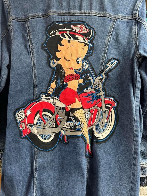 Betty Boop Ladies Medium, Blue Denim Jacket. (BRAND NEW), Extra