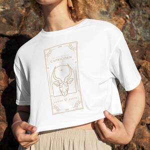 Camiseta corta con la carta del tarot de Capricornio, camiseta de astrología del zodiaco, camiseta de horóscopo místico para mujer
