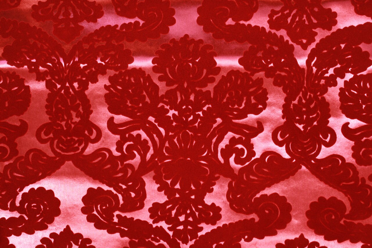 1970s Vintage Flocked Wallpaper Red Damask Flock on Metallic | Etsy