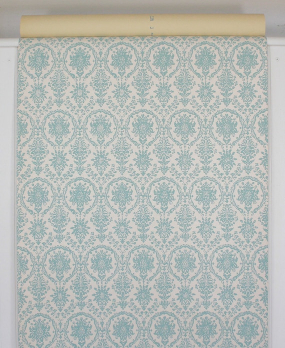 années 1960 vintage papier peint bleu damassé bleu peint sur fond blanc à la verge 2a58b3 années 1960 vintage papier peint bleu damassé bleu peint sur fond blanc à la verge 2a58b3