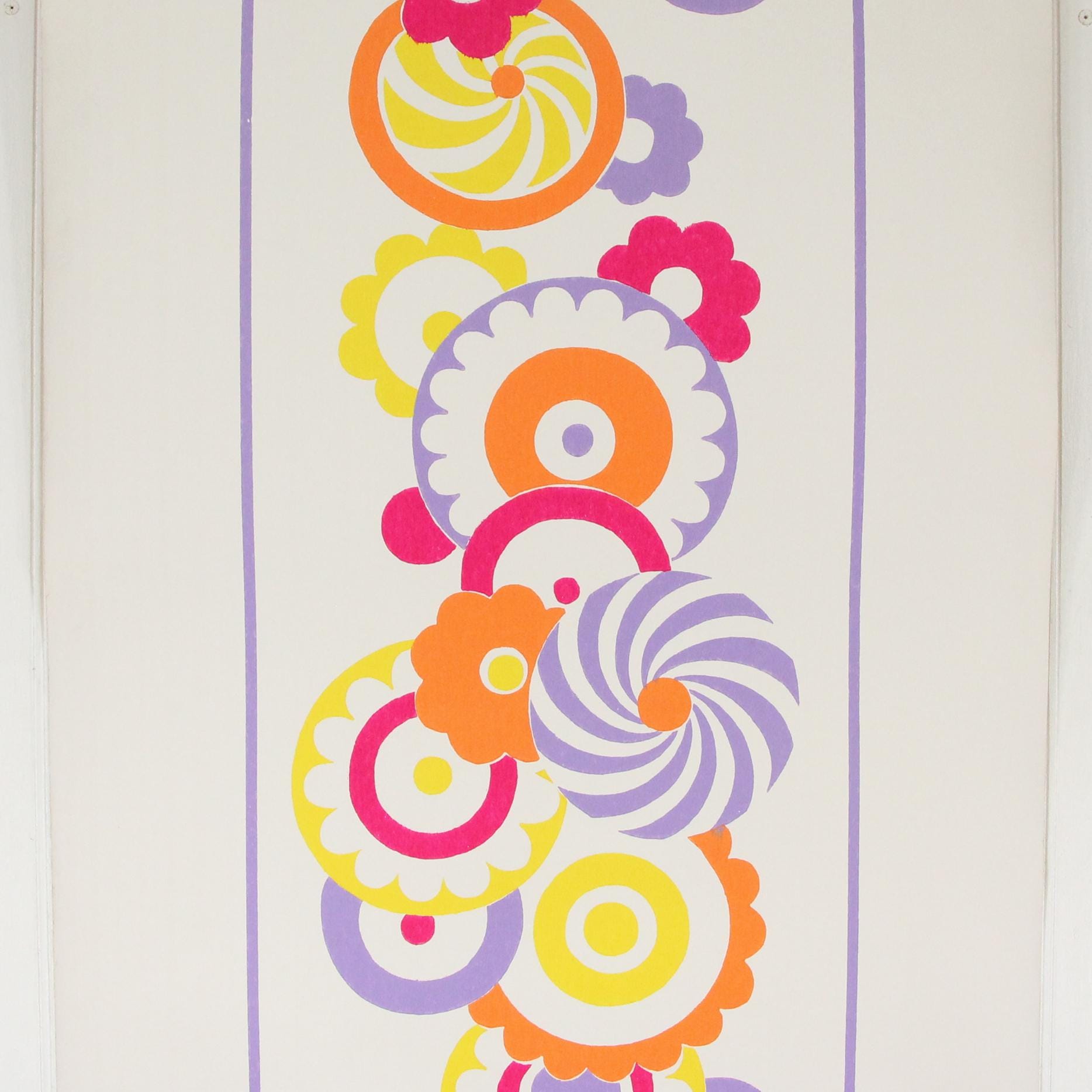 1970s Vintage Wallpaper - Vinyl Retro Yellow Orange Purple Flowers on ...