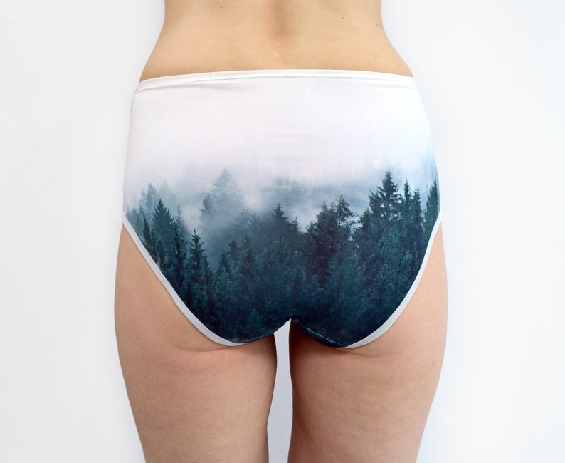 Culottes avec un loup dans la forêt Paysage Lingerie Sous-vêtements image 3