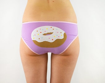 Lila slipje met donut kont, lingerie, ondergoed