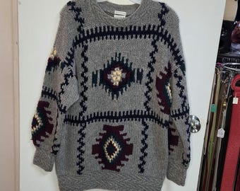Vintage 90s 100% Shetland wool hand knit sweater. Aztec print.
