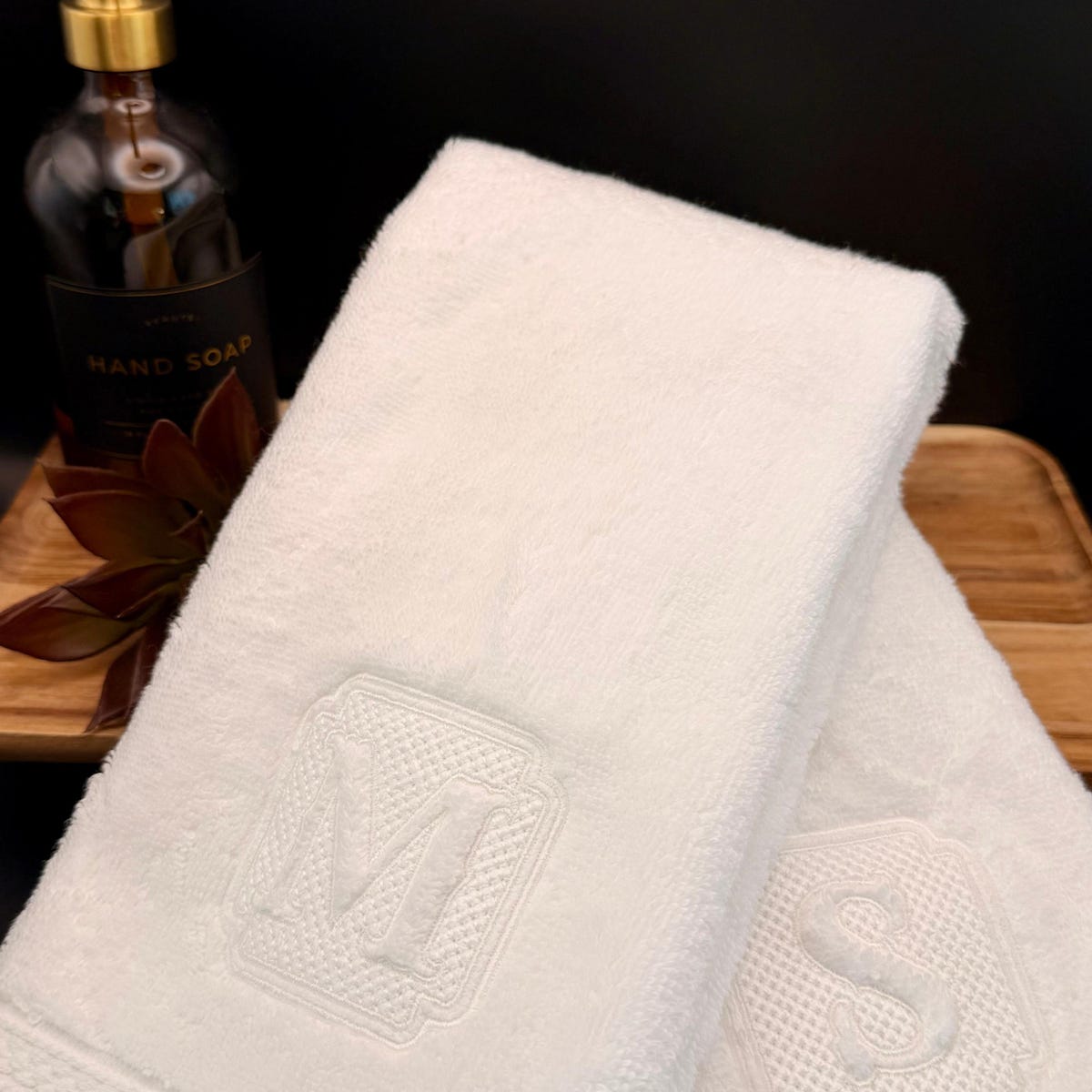 Personalized Luxury Hand Towel With Elegant Custom Embroidered Monogram - Etsy