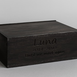 Personalisierte Haustier-Gedenkbox aus Holz, Urne mit Gravur