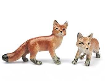 Set of Red Fox Figurine Woodland Animal Fox Miniature - Hand-Painted Ceramic Fox Decor Miniature Fox Lover Rustic Home Decor wildlife Decor