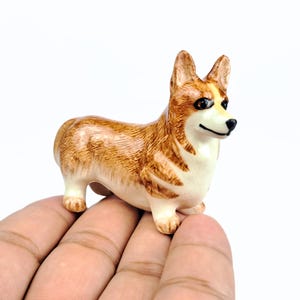 Tiny Ceramic Corgi Figurine - Miniature Corgi, Corgi Lover Gift, Dog Figurine, Ceramic Animal, Dollhouse Dog, Mini Animal, Corgi Butt Decor