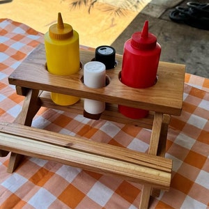 Condiment picnic table