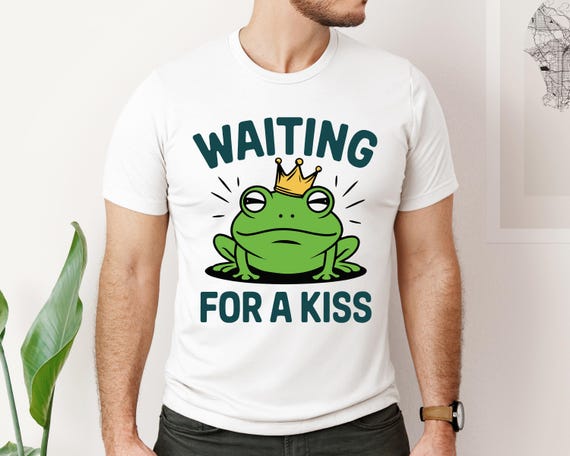 Maglietta Divertente aspettando un bacio simpatica t-shirt con