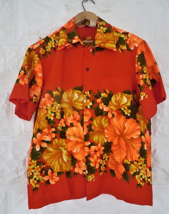 Vintage authentic Bark Cloth Hawaiian Togs Shirt,