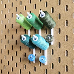 Thread spool holder, from 5 pieces: Thread holder for Ikea perforated plate Skadis, sewing thread holder, bobbin, sewing accessories, DIY handicraft organization