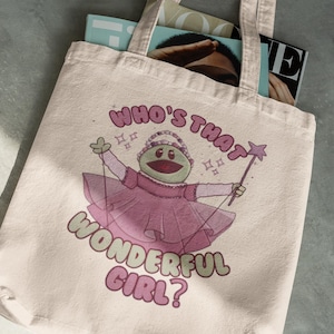 Wer ist das Wonderful Girl? Einkaufstasche | Baumwoll Tragetasche | Weihnachtsgeschenk | Nanalan Tragetasche | Cartoon Tasche | Nanalan Mem