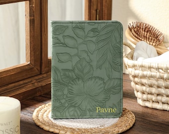 Green Embossed Flower Custom Leather Kindle Case, Personalized Kindle Paperwhite 12th 7'' Case, All New Kindle 6'' 2024 11th Case, Gift idea
