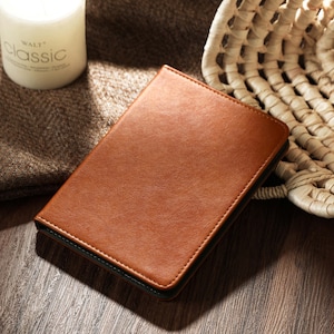 Caramel Brown Custom Leather Kindle Case, Personalized Kindle Paperwhite 12th 7&#39;&#39; Case Cover, All New Kindle 6&#39;&#39; 2024 11th Case, Gift idea