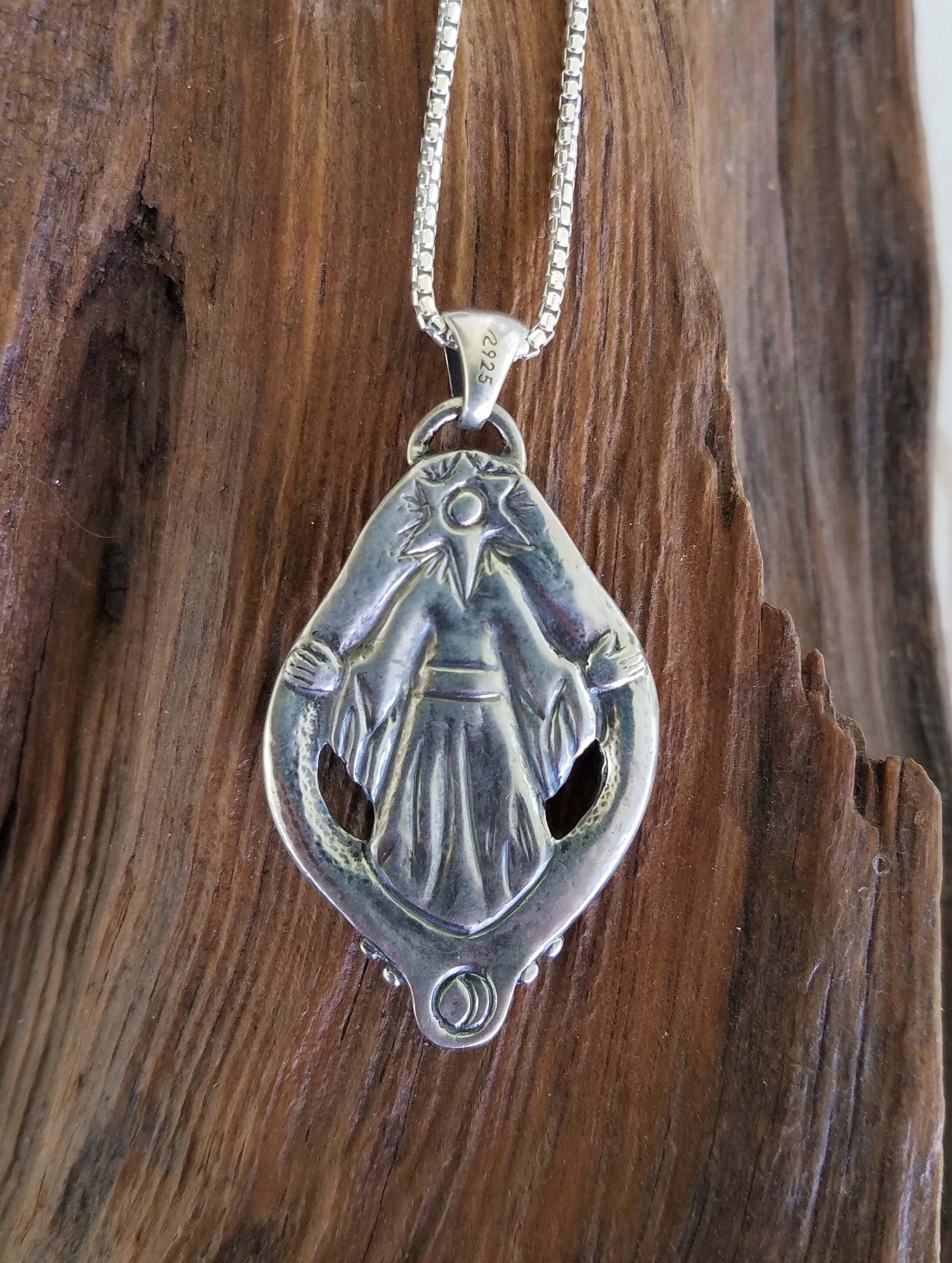 Silver Freyja Pendant with Moonstone
