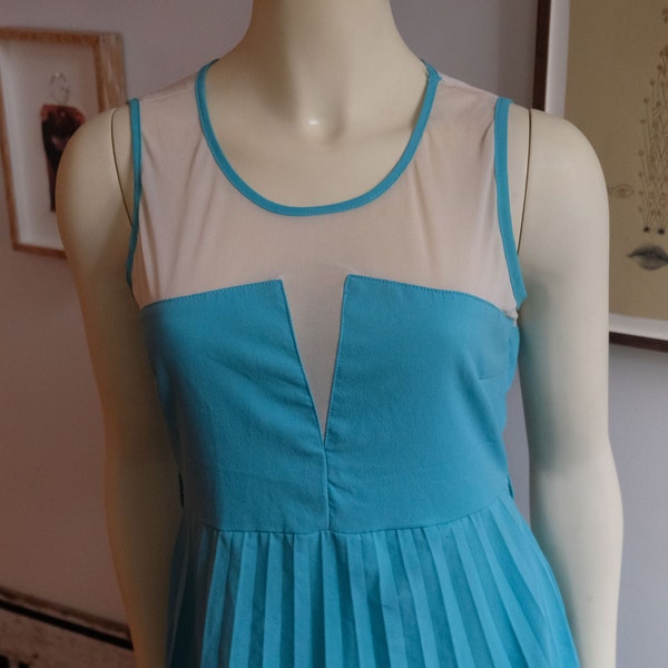 v-neck pleated 1950s dress