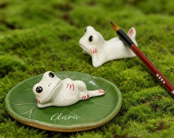 Personalized Handmade Ceramic Frog Pen Holder,Calligraphy Pen Holder,Desktop Companion,Artist Gifts,Ceramic Watercolor Pen Holder