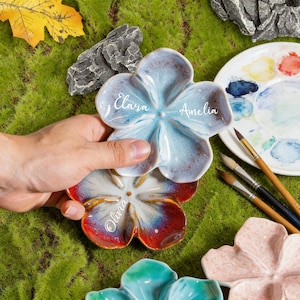 Personalized Handmade Ceramic Glazed Flowers Pen Holder,Calligraphy Pen Holder,Desktop Companion,Artist Gifts,Ceramic Watercolor Pen Holder