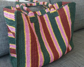 Handmade Straw Striped Weekend Bag: Colorful Boho Raffia Oversize Beach Bag
