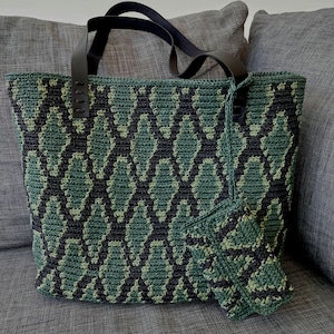 Handmade Straw Weekend Bag: Snakeskin Looking Raffia Beach Bag image 6