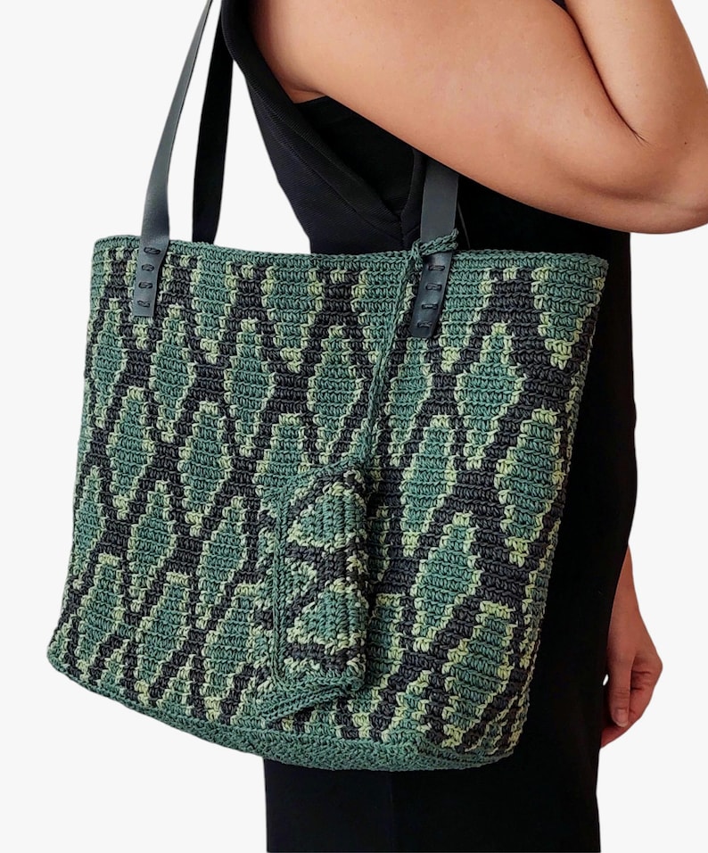 Handmade Straw Weekend Bag: Snakeskin Looking Raffia Beach Bag image 1