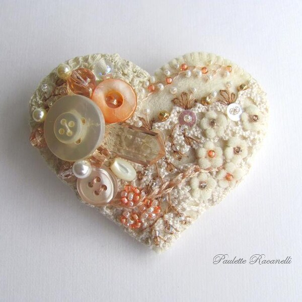 Felt Heart Pin / Collage Pin
