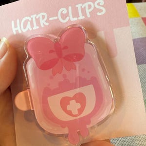 Blood bag hair clip
