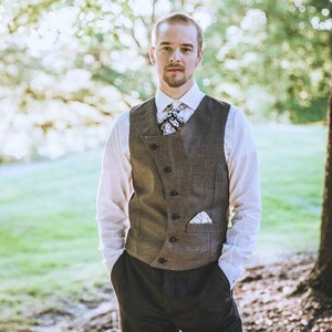 Chaleco Steampunk para hombre, moda gris, chaleco asimétrico de lana, ropa alternativa para bodas, estilo victoriano, personalizado por encargo