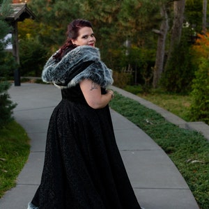 Viking Queen Wedding Dress Unique Faux Fur Trimmed Coat Gown Sansa Stark Cosplay Game of Thrones Costume Custom to Order image 9