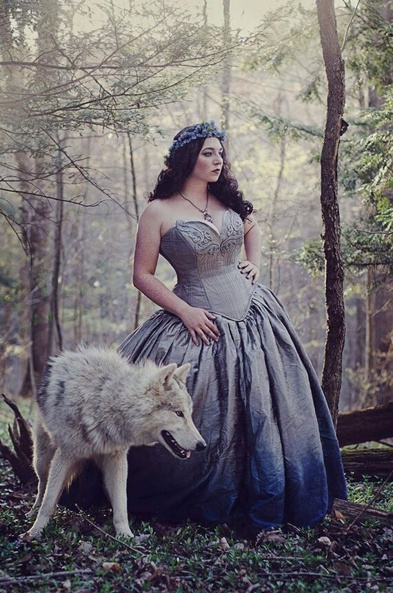 plus size gothic wedding dresses