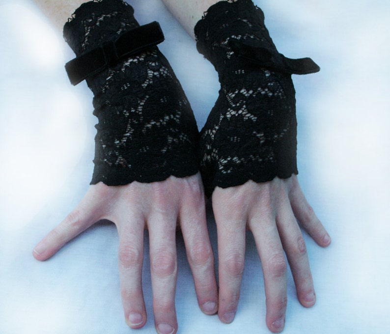 Black Lace Fingerless Gloves Gothic Black Lace Steampunk Goth - Etsy