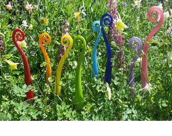 One PURPLE Blown Glass Fiddle Stix, 17 inch Fiddle Head Fern Plant Stakes for the Garden FREE SHIPPING