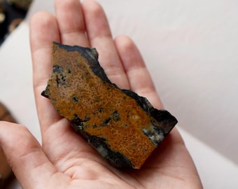 Chalcedony Rough: Ukrainian Stone From Kryvyi Rih