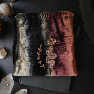 Bolsa de Tarot de Terciopelo / Bolsa de Bruja Artesanal / Serpiente y Luna Bordadas / Para Cristales, Cartas, Joyas / Idea de Regalo Místico