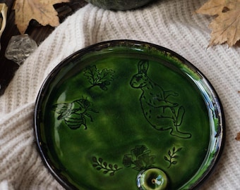 Altarplatte aus Keramik: Hase,Biene,handgemachte Ritualschale