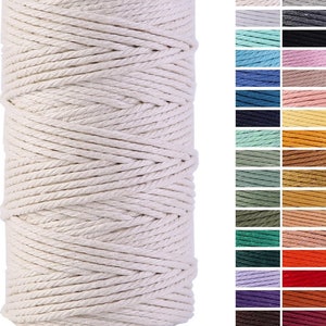 Puede incluir: Un carrete de cuerda de algod&oacute;n blanco natural, ideal para proyectos de manualidades. La cuerda es gruesa y tiene una textura natural.