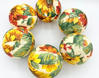Juego de 3 bolas de girasol envueltas en tela / Rellenos decorativos otoñales para cuencos de 7,6 cm / Decoración rústica otoñal para el hogar / Bandeja rústica o cuenco para masa