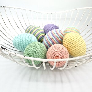 Lot de 8 œufs décoratifs de Pâques pastel, œufs emballés dans une corde en macramé, remplissage de bols de Pâques de la ferme, panier de printemps et décoration de vase image 6