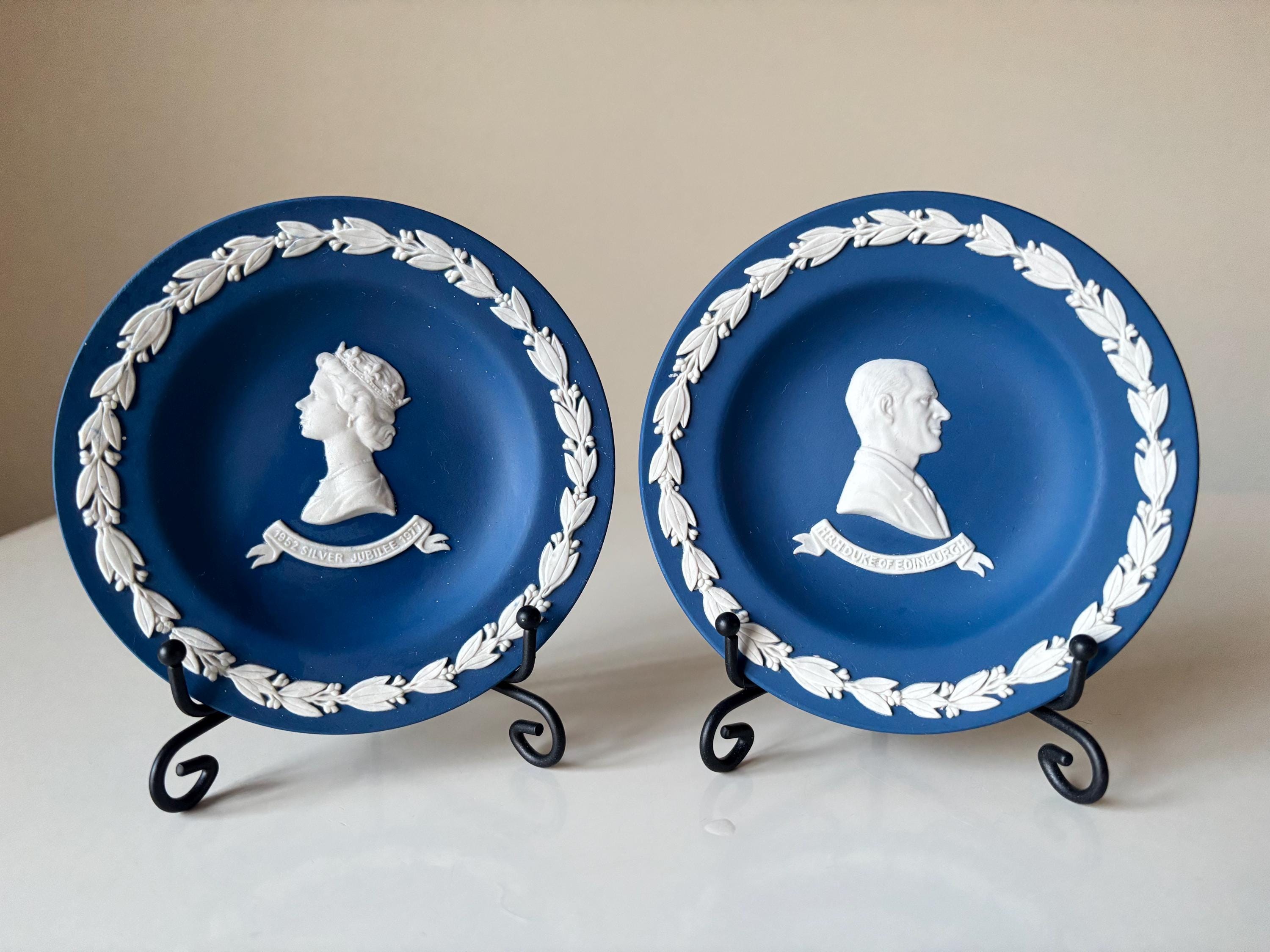 Vintage Set of Wedgwood Jasperware Queen Elizabeth II Jubilee and
