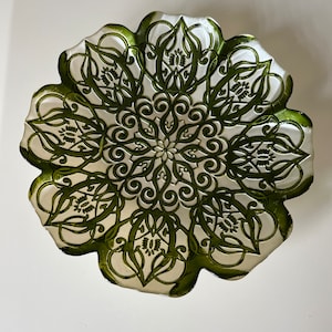 Vintage Italian Vietri Damask Glass Bowl Flat Dish Green & Cream 22cm
