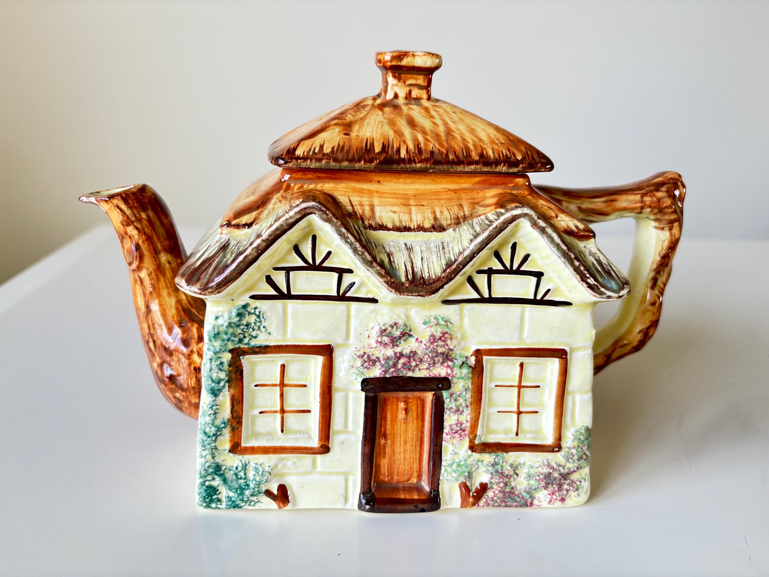 Keele Street Pottery KSP 製コテージウェア ティーポット、1920 年 