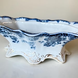 Very Rare Beautiful c1900-1924 Antique Hollinshead & Kirkham, Tunstall, England, ‘Togo’ Pattern Oval Serving Dish / Bowl. English Pottery.