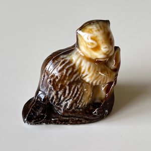 Vintage Wade England Whimsie Beaver Collectable Animal Ornament English Porcelain Figurine