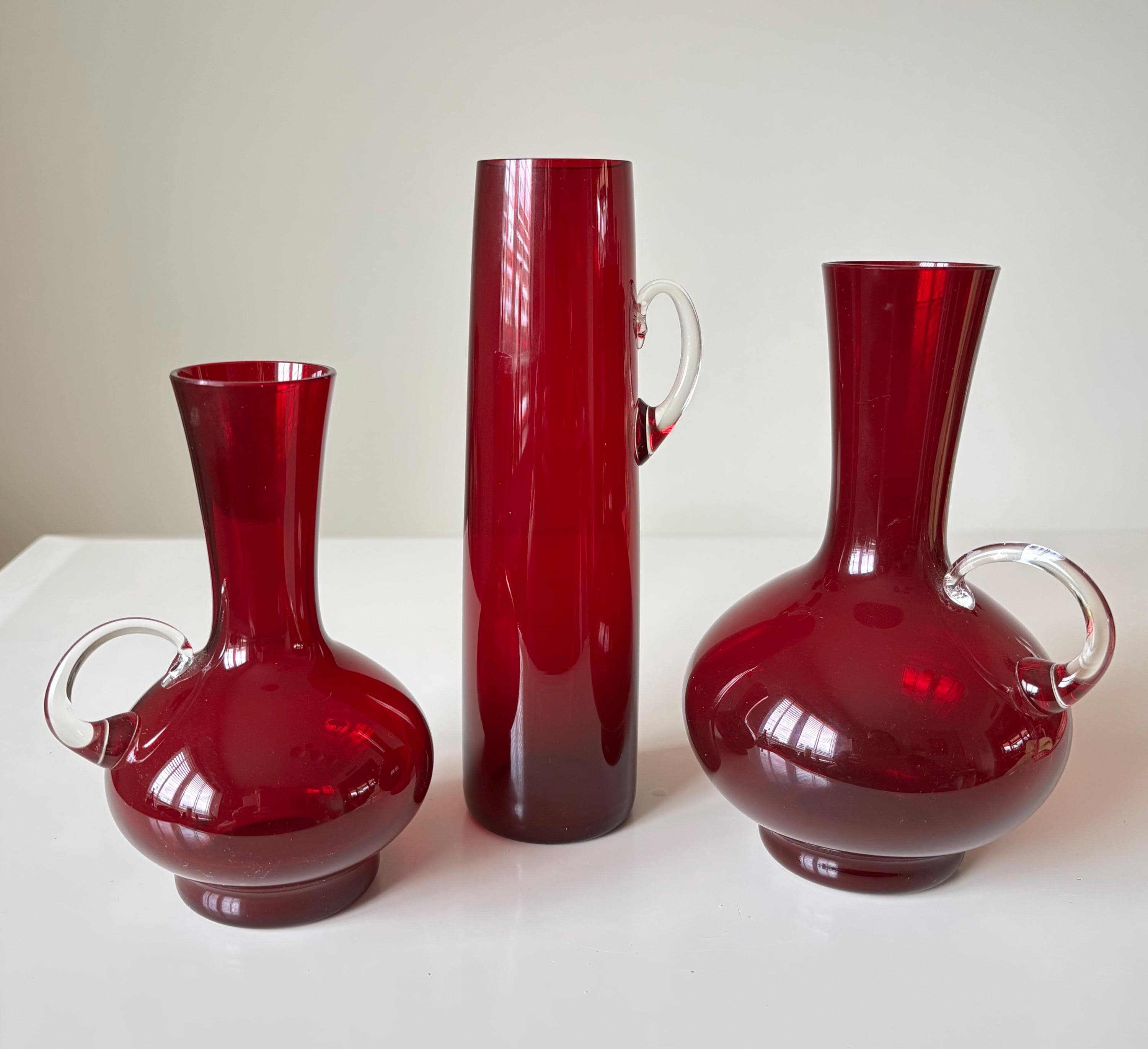 BoConcept バーガンディ色のモダン花器 Ceramic vase burgundy vintage - Etsy 日本