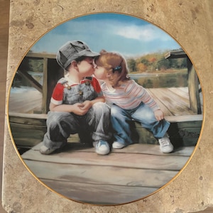 Vintage 1992 Limited Edition Donald Zolan &#39;First Kiss&#39; The World Of Zolan Plate Collection, nr. 0642A decoratief bord, Pemberton & Oakes