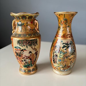Pair Of Beautiful Vintage Gold Gilt Japanese Satsuma Colourful Decorative Oriental Vases 15cm Tall