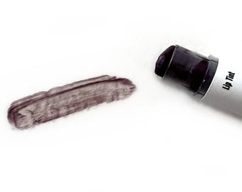 Raven Wine Purple Lip Tint: Fantasiinspirerad återfuktande läppfärg